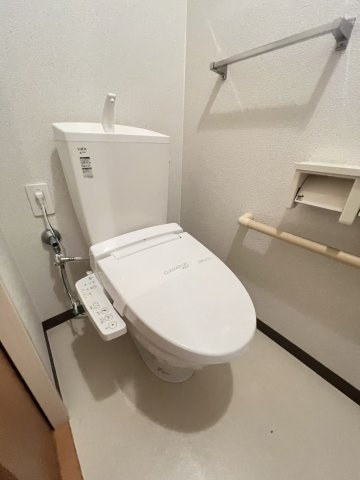 シャンブルミークのトイレ