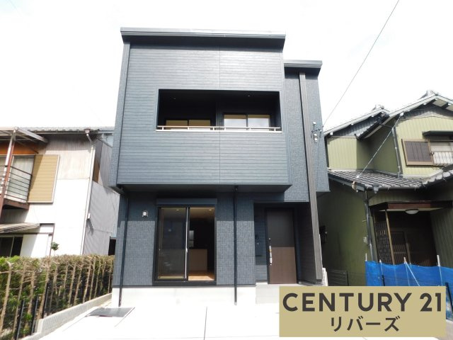 愛西市北一色町北田面の新築一戸建の外観|☆限定１棟☆　　いつでも見学できます♪（お問合せ当日、平日、水曜、夜間でもＯＫ）　洋室１部屋を間仕切る事で３ＬＤＫか４ＬＤＫに変えることができます！　駐車並列２台可！　長期優良住宅　制震ダンパー搭載！
