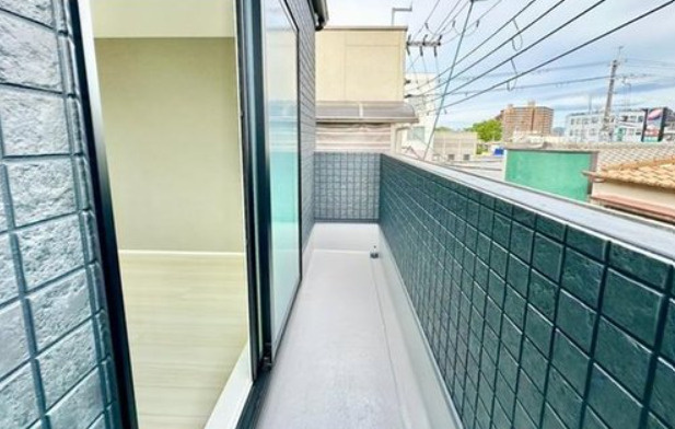 池田1丁目　新築一戸建てのバルコニー|■物件内覧・資金計画相談・住宅ローン相談、リフォーム相談、お問合せ受付中■
※当日・翌日のご内覧、ご相談はお電話でのお問合せがスムーズです！