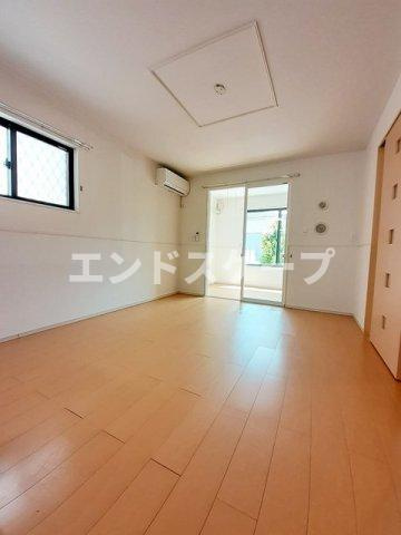 メゾン・スフレⅡの居間・リビング|高崎、前橋のお部屋探しはエンドスケープまで！お客様の理想お聞かせ下さい♪