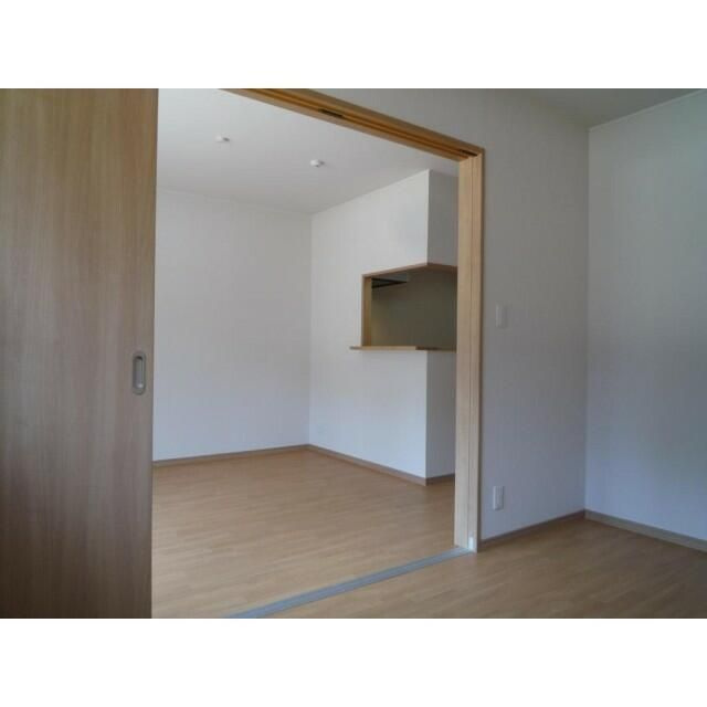 サンシティ妙蓮寺Ｂの居間・リビング
