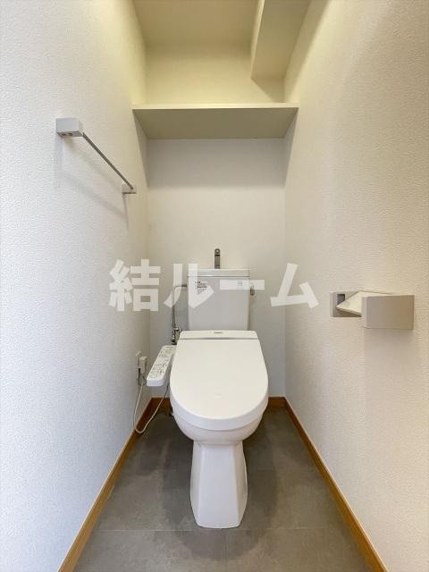 千代田区飯田橋２丁目の賃貸マンションのトイレ