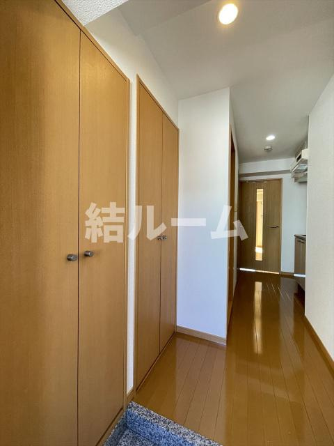 千代田区飯田橋２丁目の賃貸マンションの玄関