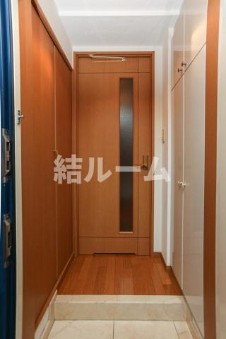 豊島区東池袋２丁目の賃貸マンションの玄関