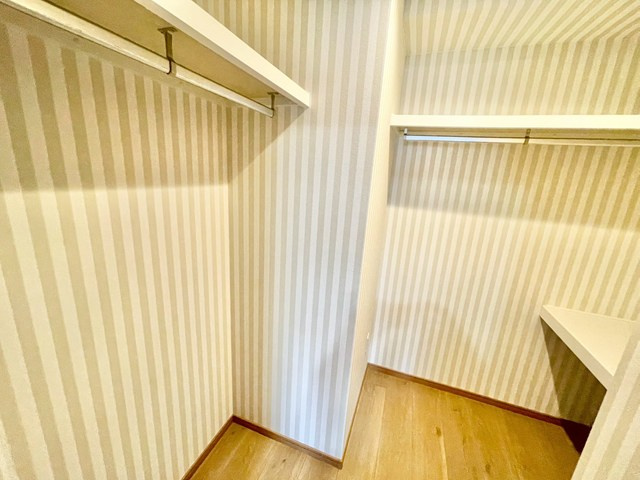 【収納】 | ライオンズマンション江坂 | エイブル売買事業部では、箕面市・豊中市・吹田市・池田市・茨木市・高槻市の北摂エリア全域で、物件のご紹介を致しております。北摂エリアにて購入物件をお探しの際は、当社までお問合せ下さいませ。