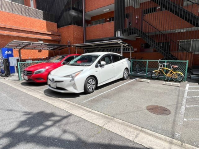 【駐車場】 | ライオンズマンション江坂 | エイブルだけの嬉しいサービス、ご用意しております。詳細は、お気軽に当社までお問合せ下さいませ！