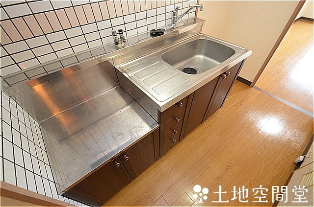 北九州市八幡西区八千代町の賃貸マンションのキッチン