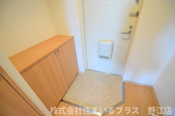 ＤＳ太子橋の玄関