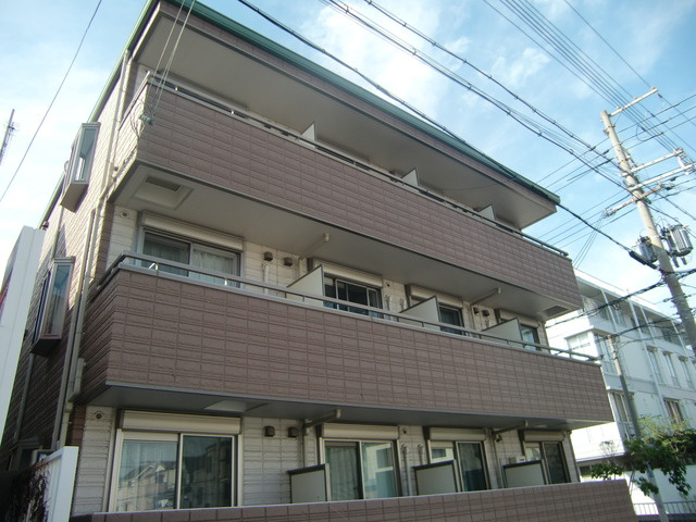 メゾンみどりの外観