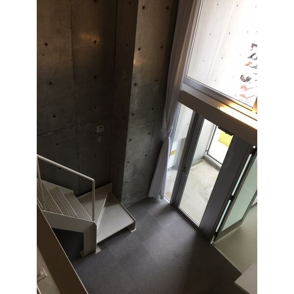 Y's GARDENの内装