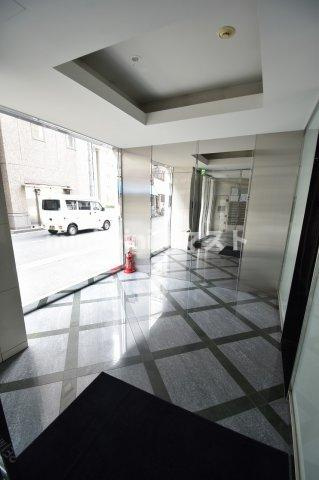 セイワパレス新梅田のロビー