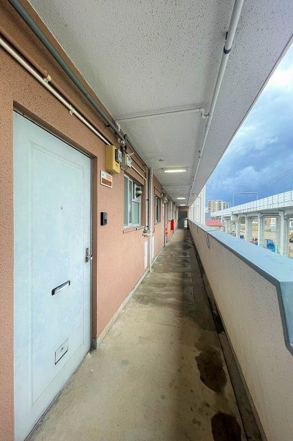 福岡市博多区南八幡町２丁目の賃貸マンションのバルコニー