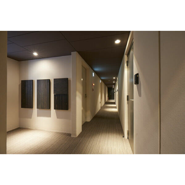 クレアツィオーネ上本町のロビー