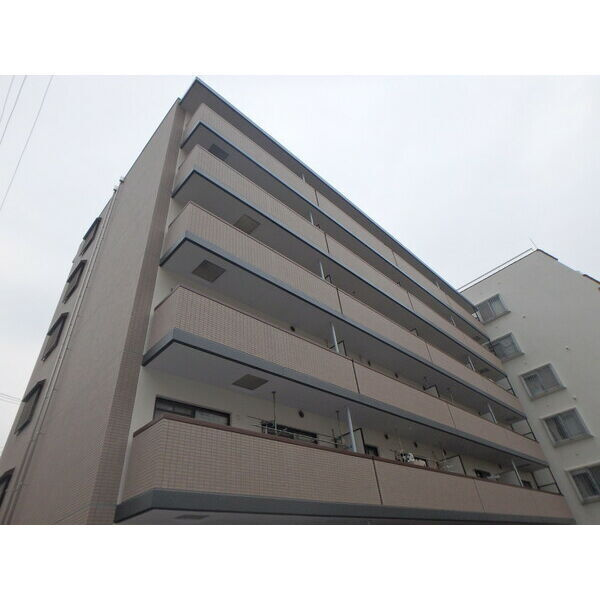 マジョール松崎町の外観