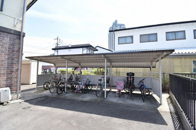 【その他共用部分】 | リビングタウン宇多津東 D棟 | 駐輪場