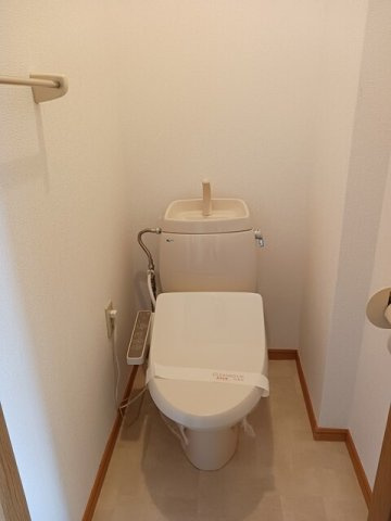 パラッツオ浜田のトイレ|ゆったりとした空間のトイレです