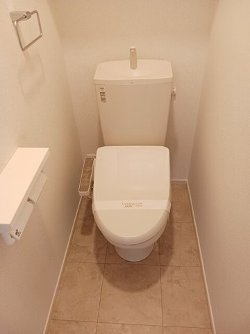 ハレ　ラキ　Ａ棟のトイレ|コンパクトで使いやすいトイレです