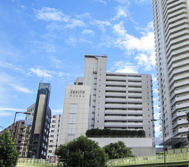 【外観】 | ジーニス大阪EAST棟 | コンシェルジュサービス、キッズルームなどの共用施設が充実♪
ペット飼育可能(管理規約制限有)なマンションです♪