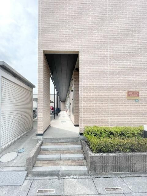 メインシティガーデン　エスポワールのエントランス
