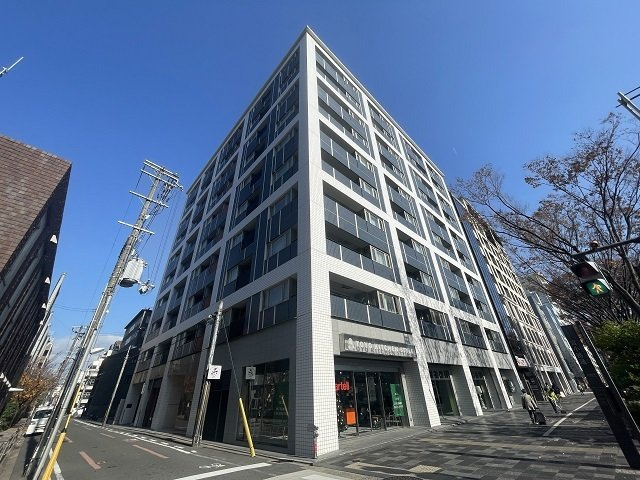 ローレルコート御所南の外観