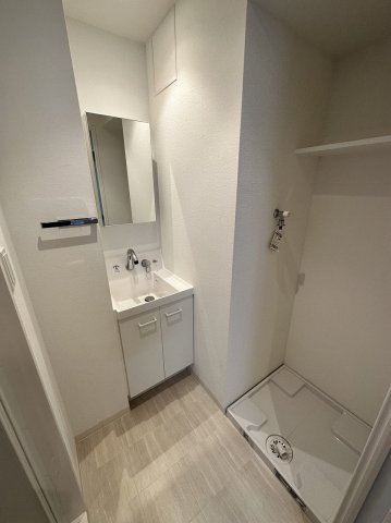 荒川区西日暮里６丁目の賃貸マンションの洗面所