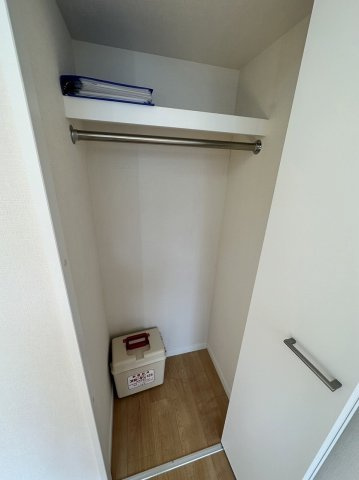 荒川区西日暮里６丁目の賃貸マンションの収納