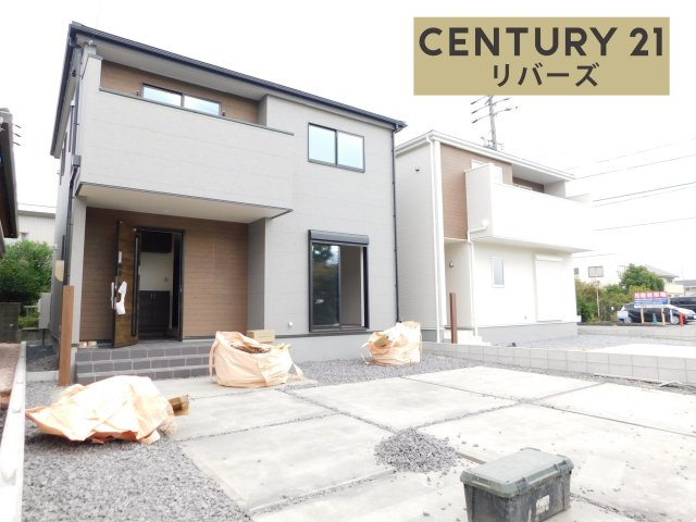 津島市神守町字こがねの新築一戸建の外観|☆最終１棟☆　　いつでもご案内できます♪（お問合せ当日、平日、水曜、夜間でもＯＫ）　長期優良住宅♪　駐車並列３台ＯＫ　パントリーやＷＩＣなど収納豊富♪