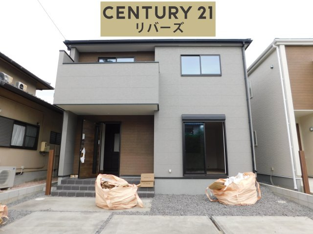 津島市神守町字こがねの新築一戸建の外観|☆最終１棟☆　　いつでもご案内できます♪（お問合せ当日、平日、水曜、夜間でもＯＫ）　長期優良住宅♪　駐車並列３台ＯＫ　パントリーやＷＩＣなど収納豊富♪