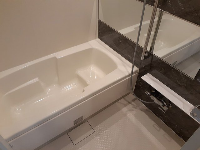 ゆったり過ごせるお風呂です