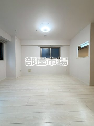 ウィステリア日本橋馬喰町の居間・リビング