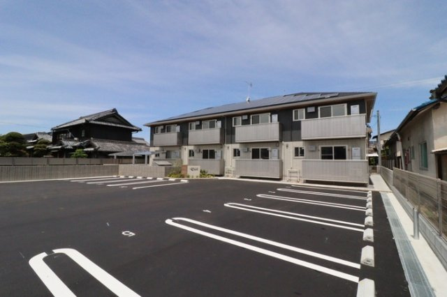 グランツ長岡の外観