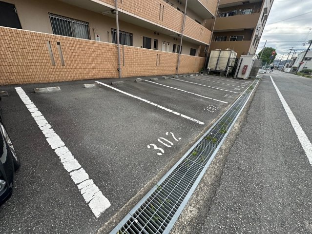 ユーミーくりやまの駐車場
