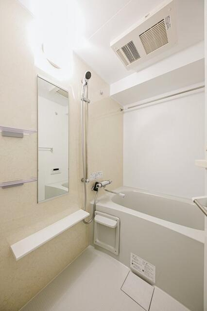 ドゥーエ西小山(ドゥーエニシコヤマ)の浴室