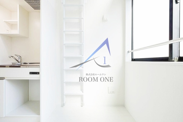 Studio Apartment東池袋の居間・リビング|洋室のお部屋です。