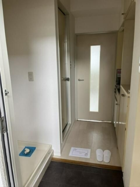 クリオ根岸壱番館の玄関