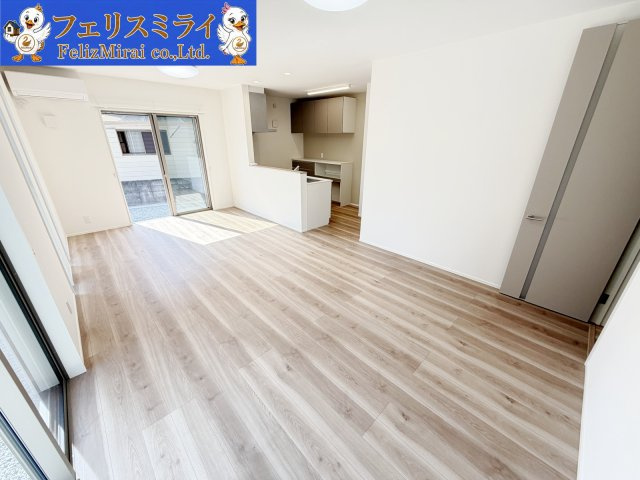 加古川市加古川町中津の居間・リビング
