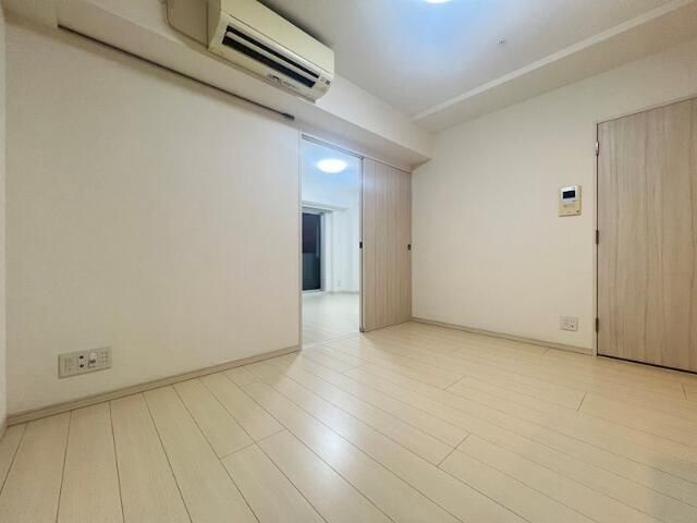 ＨＹ’ｓ　ＳＵＭＩＤＡ　ＰＡＲＫ　ＲＥＳＩＤＥＮＣＥの居間・リビング