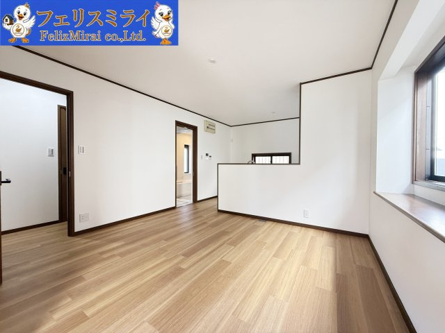 加古川市加古川町中津　中古戸建の居間・リビング