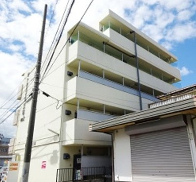 近江八幡市堀上町の一棟マンションの外観