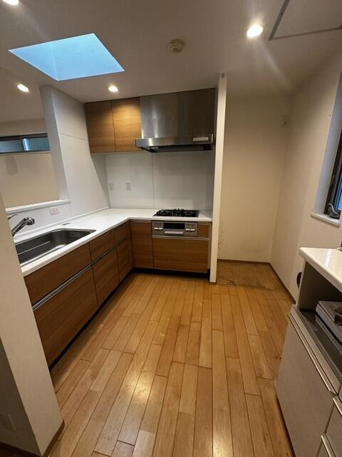 弦巻２丁目貸戸建のキッチン