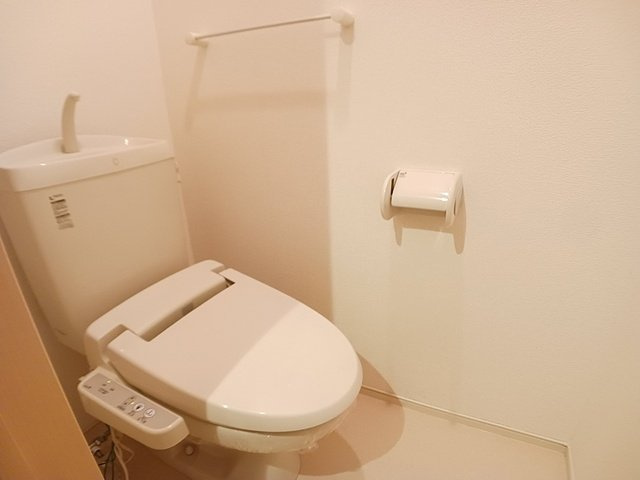 アンソレイエ飾磨　Ⅱ番館のトイレ