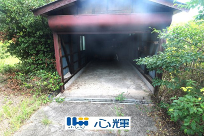 【駐車場】 | 山陽小野田市大字小野田 中古住宅・土地（約315坪）／6DK・2階建