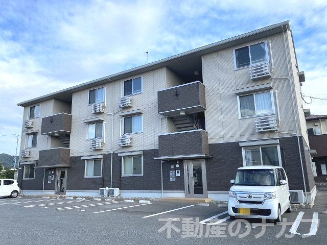ハイムセラ宇土駅前の外観