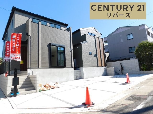 名古屋市緑区旭出３丁目の新築一戸建の外観|☆最終１棟☆　　新価格！！いつでも見学できます♪（お問合せ当日、平日、水曜、夜間でもＯＫ）　駐車並列２台ＯＫ！　ワイドリビング２０．６帖♪　床暖房・食洗機など設備充実♪　　