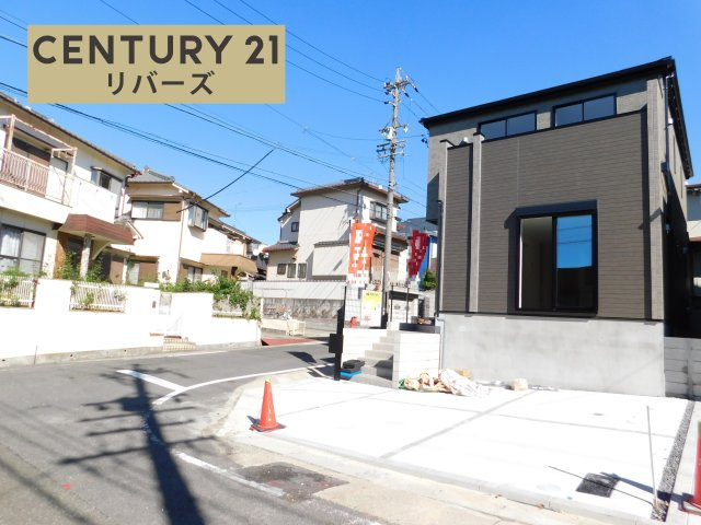 名古屋市緑区旭出３丁目の新築一戸建の前面道路含む現地写真|☆最終１棟☆　　新価格！！いつでも見学できます♪（お問合せ当日、平日、水曜、夜間でもＯＫ）　駐車並列２台ＯＫ！　ワイドリビング２０．６帖♪　床暖房・食洗機など設備充実♪　　