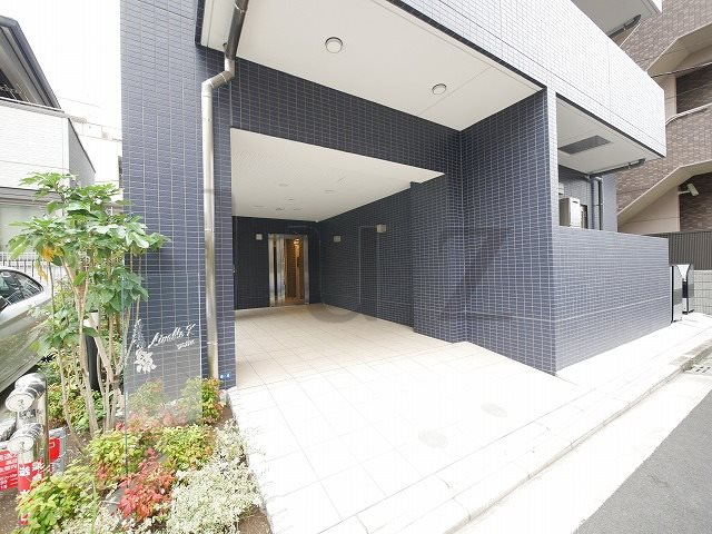 リバブルKのエントランス