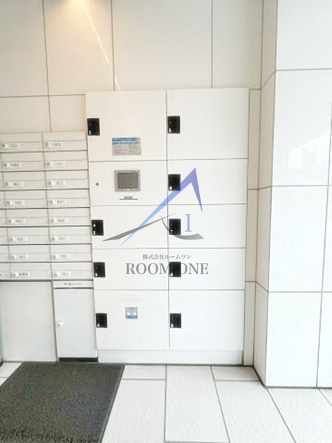 スカイコートパレス門前仲町のその他共用部分|宅配ボックスです。