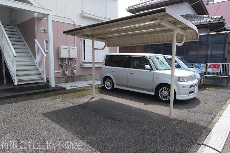 レジデンス新町Aの外観|駐輪場