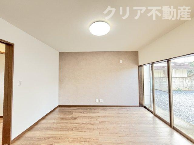 【居間・リビング】 | 前橋市下細井町中古　フルリフォーム♪