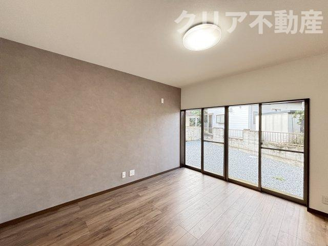 【居間・リビング】 | 前橋市下細井町中古　フルリフォーム♪